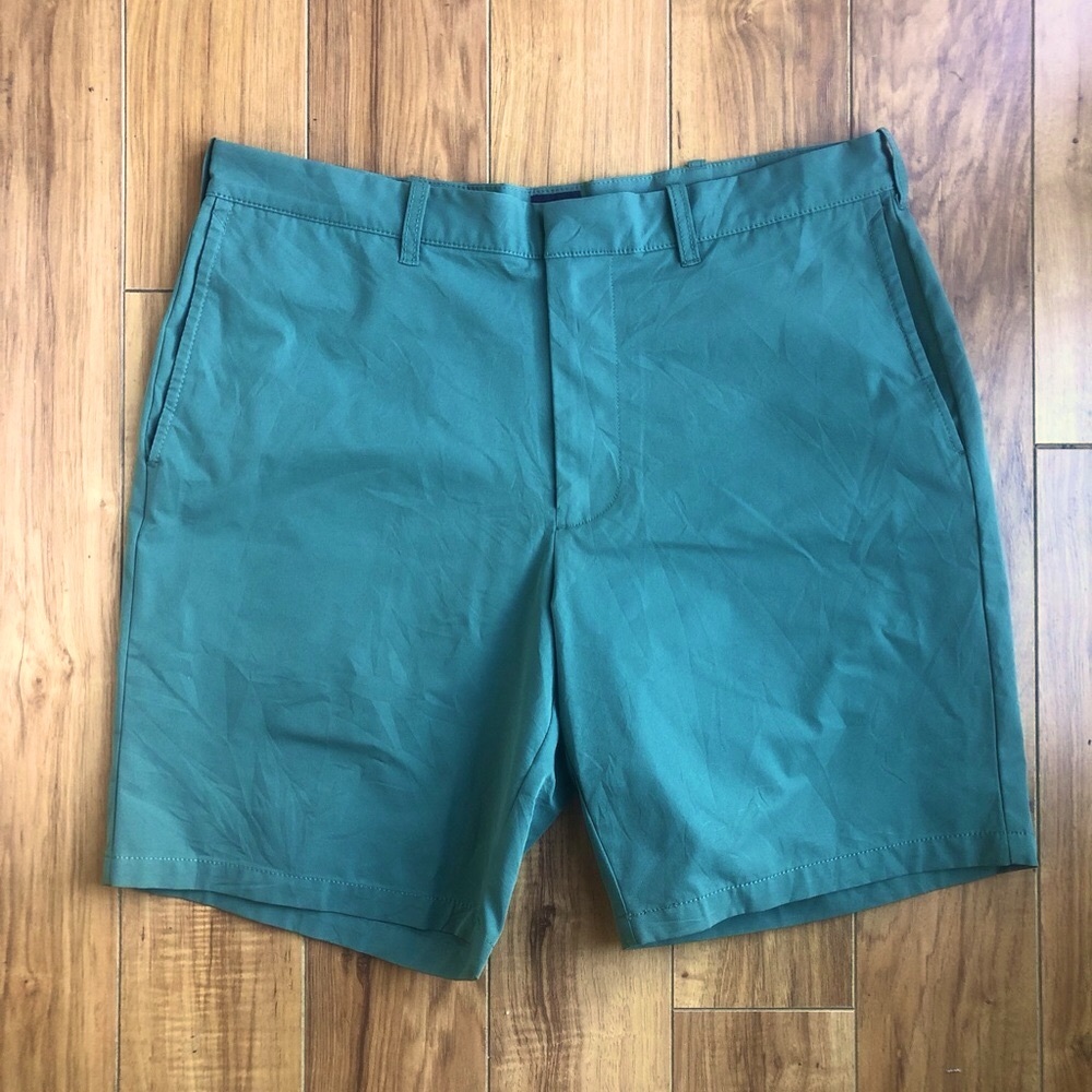 J CREW Men's Green Chino Shorts, Size 35